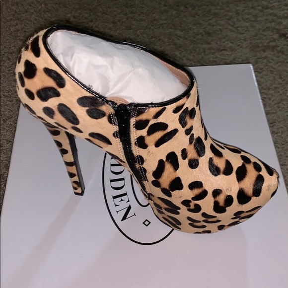 Booties - Picture 3 of 3